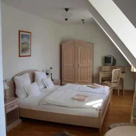 Geiseltal- See Guest house 3*